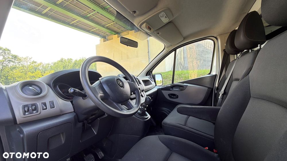 Renault TRAFIC - 21