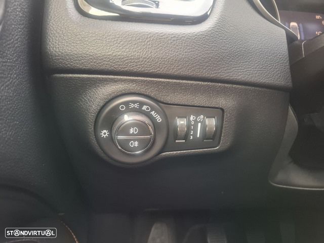 Jeep Compass 1.6 M-Jet Limited - 24