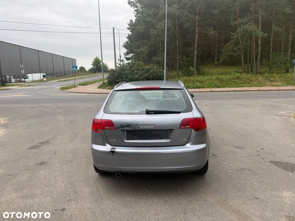 Audi A3 Sportback 1.6 Ambition - 8