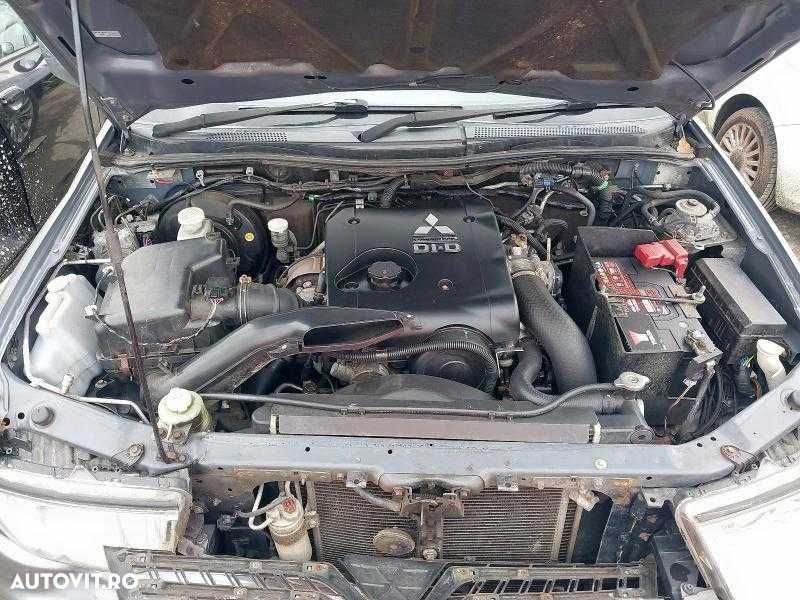 Dezmembrez Mitsubishi L200 2.5 Diesel 2015 - 7