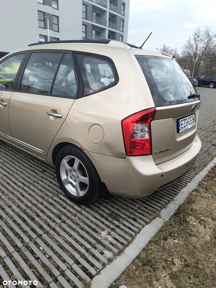 Kia Carens 2.0 CRDi Voyage - 4