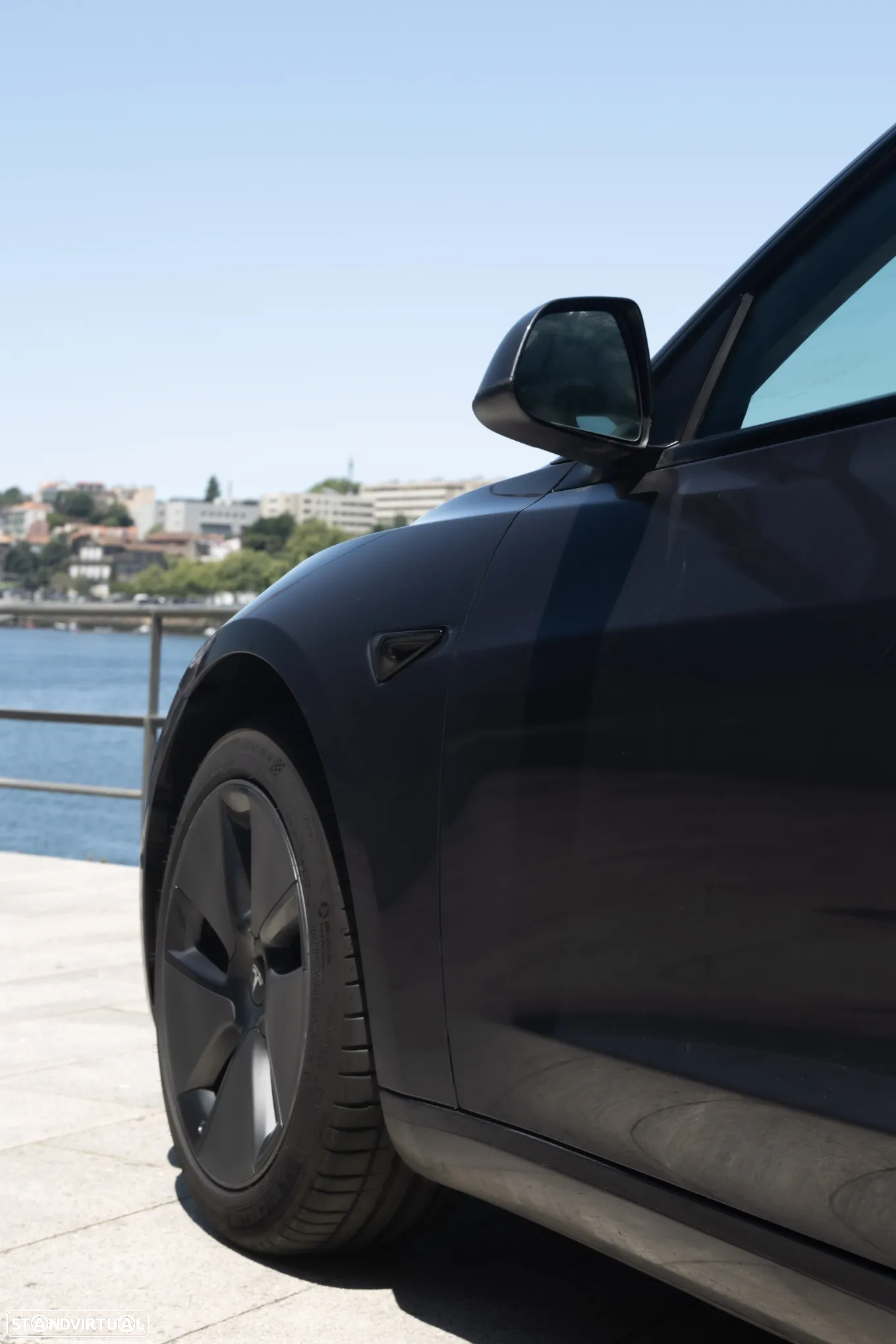 Tesla Model 3 Long Range Tração Traseira - 5