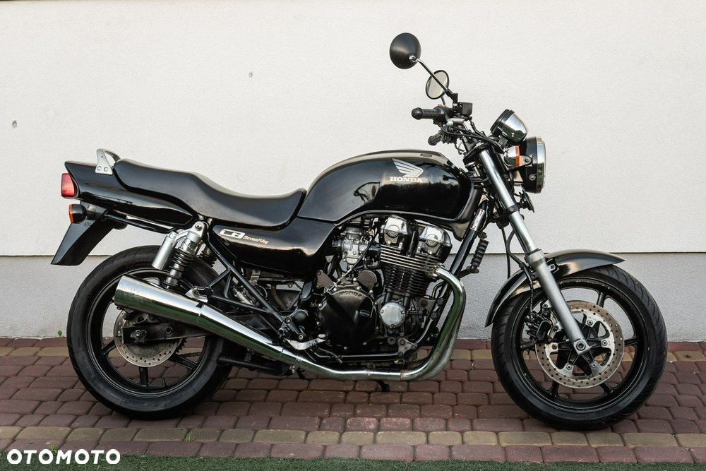 Honda CB - 2
