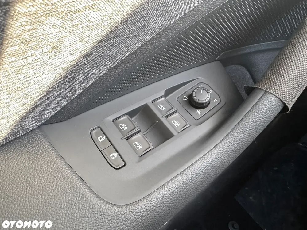 Skoda Superb 2.0 TDI SCR 4x4 Drive DSG - 21