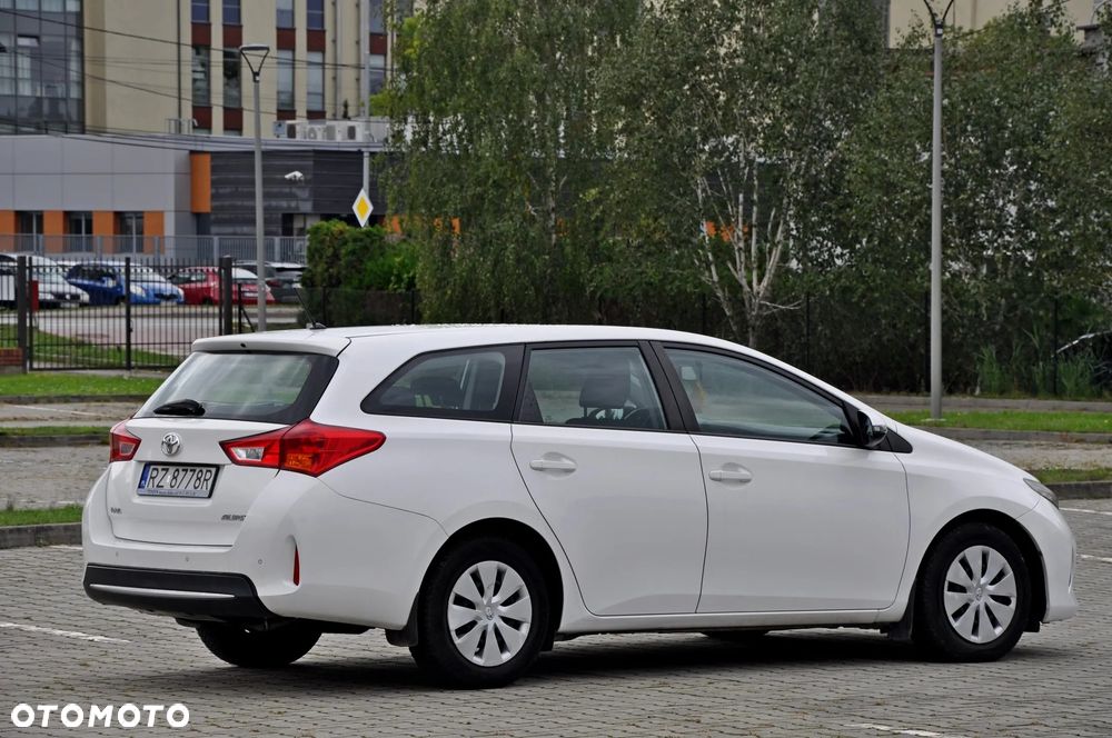 Toyota Auris 1.4 D-4D Premium Comfort - 14