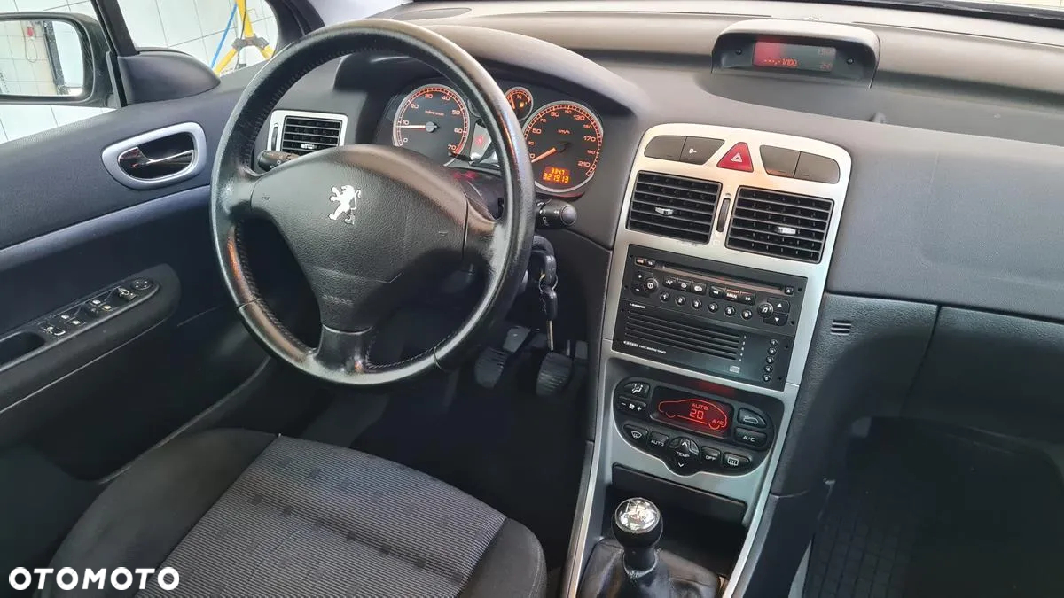 Peugeot 307 SW 135 Premium - 18