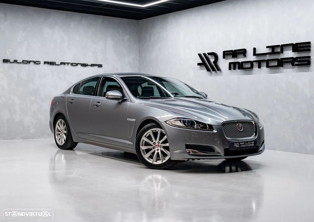 Jaguar XF 2.2 D Premium Luxury - 1