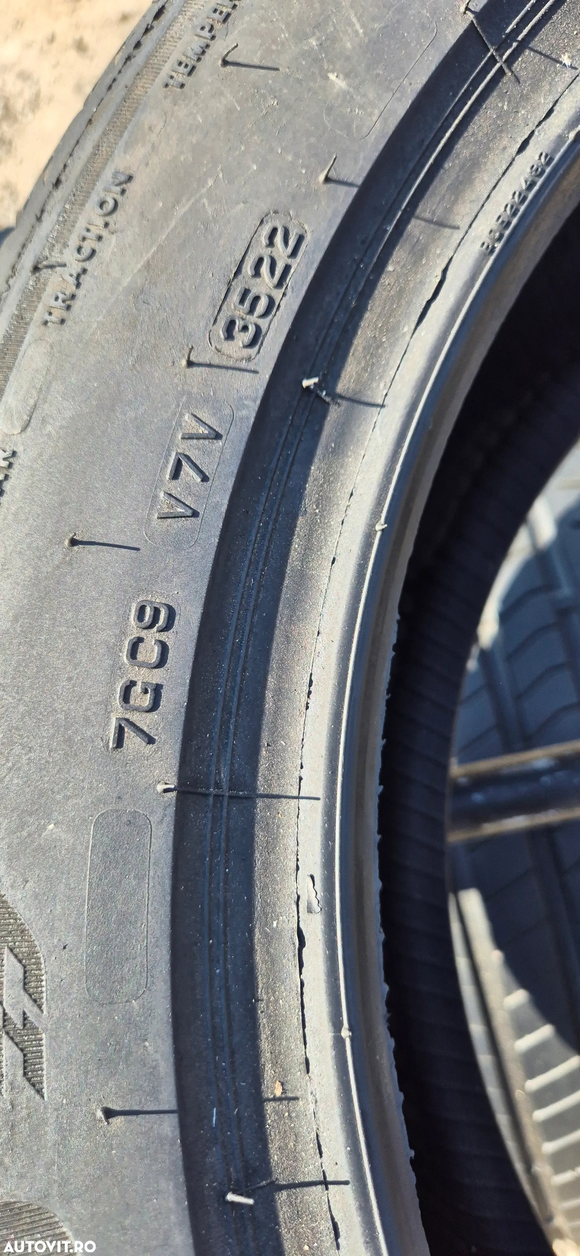 215 55 18 Bridgestone - 7