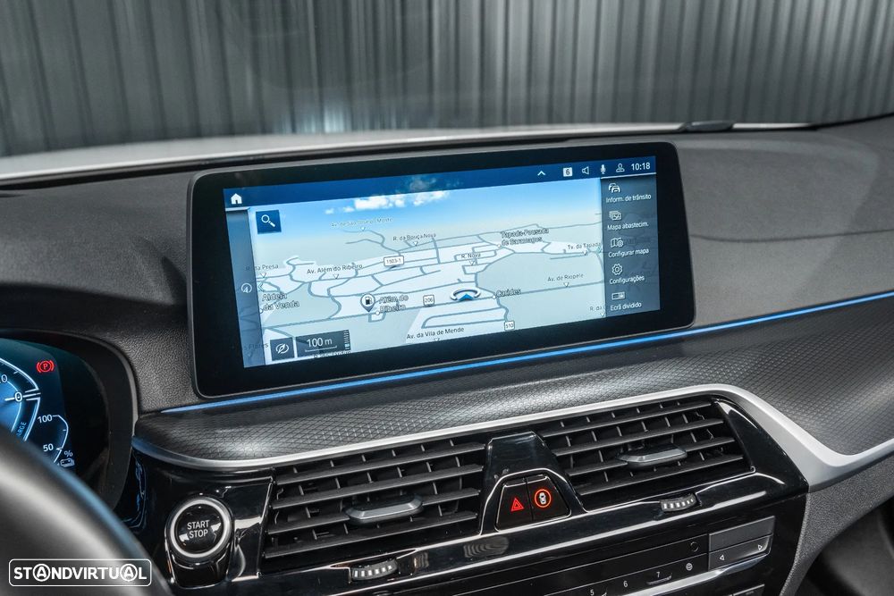 BMW 530 e Pack Desportivo M - 15