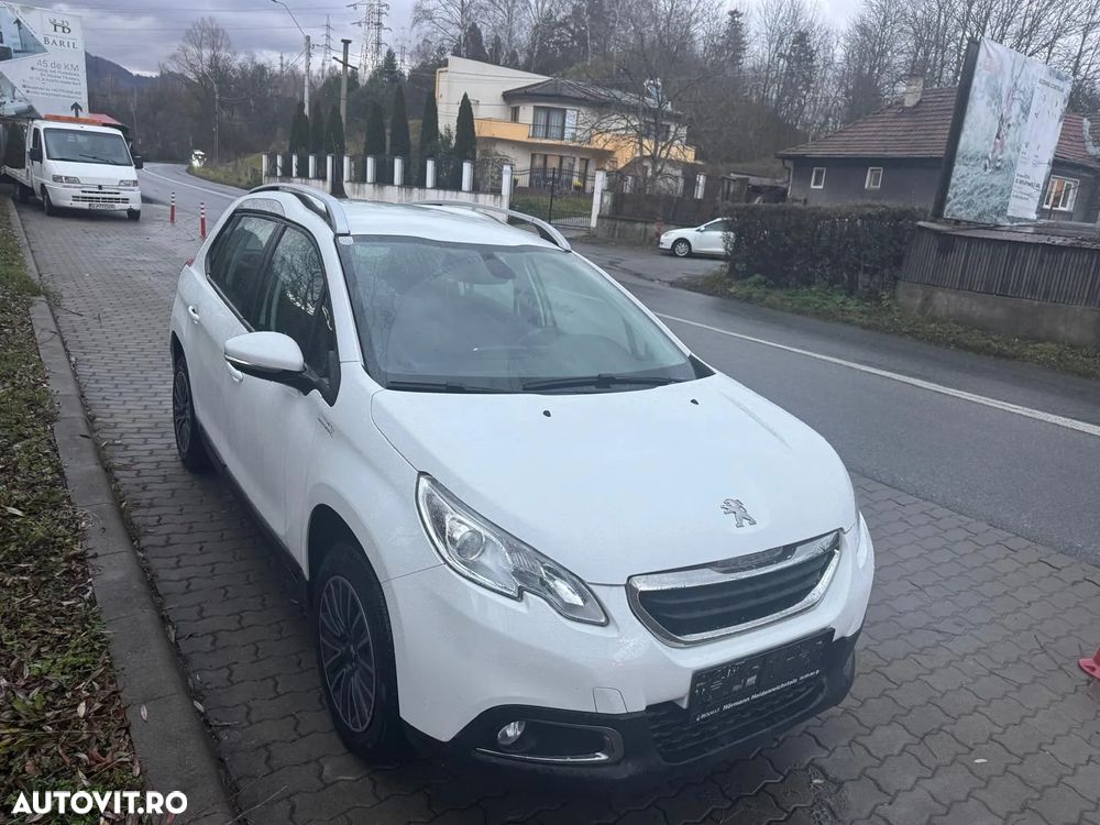 Peugeot 2008 - 13