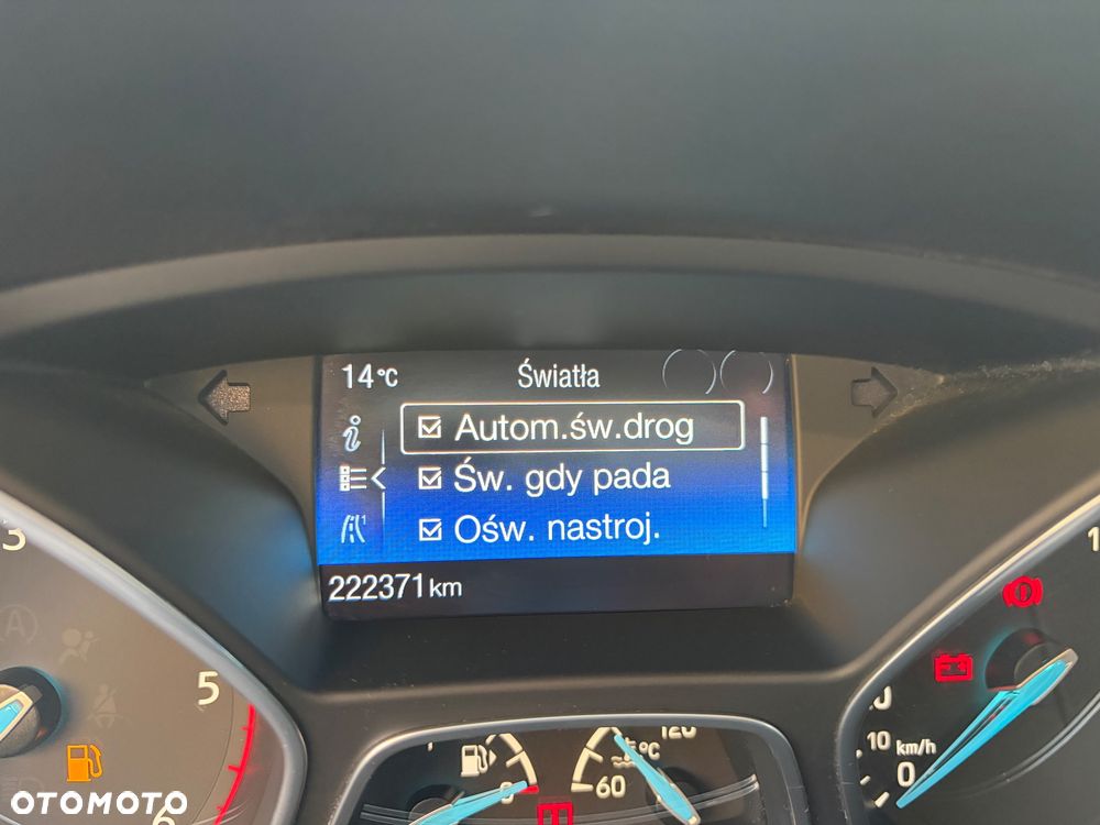 Ford Focus - 32