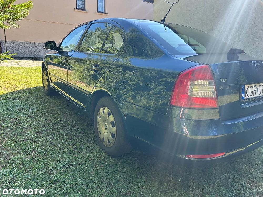 Skoda Octavia 1.6 TDI Active - 8