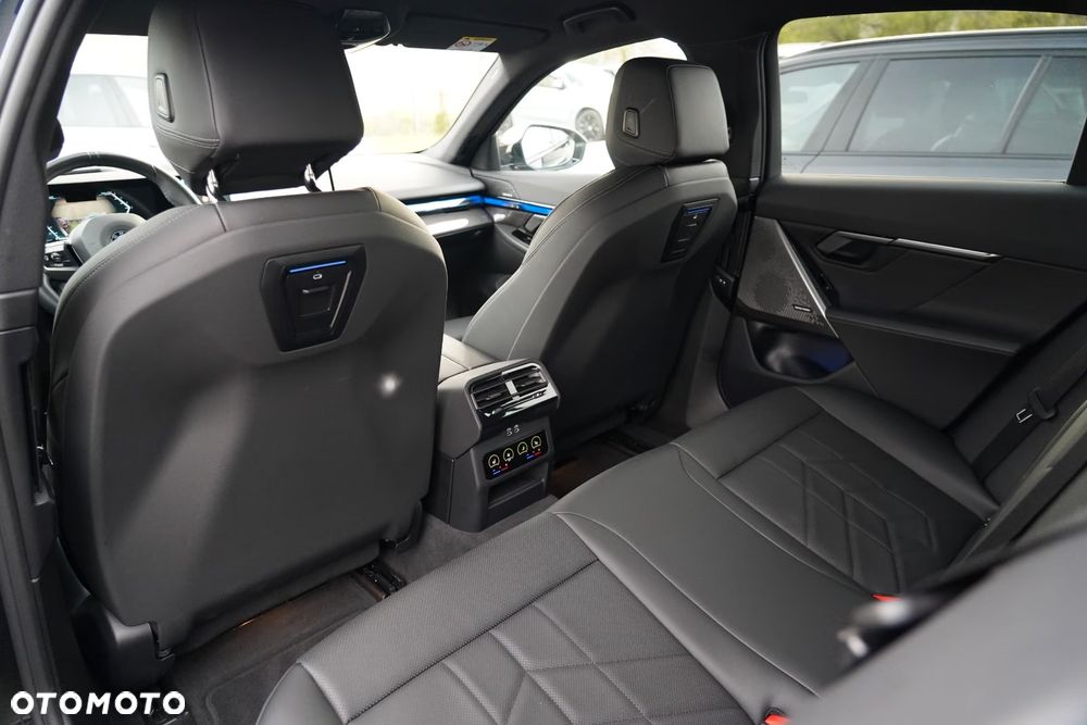 BMW Seria 5 - 26