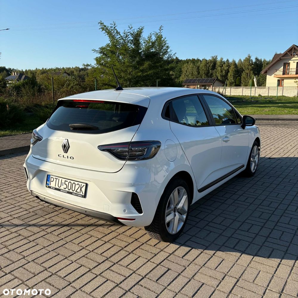 Renault Clio - 9