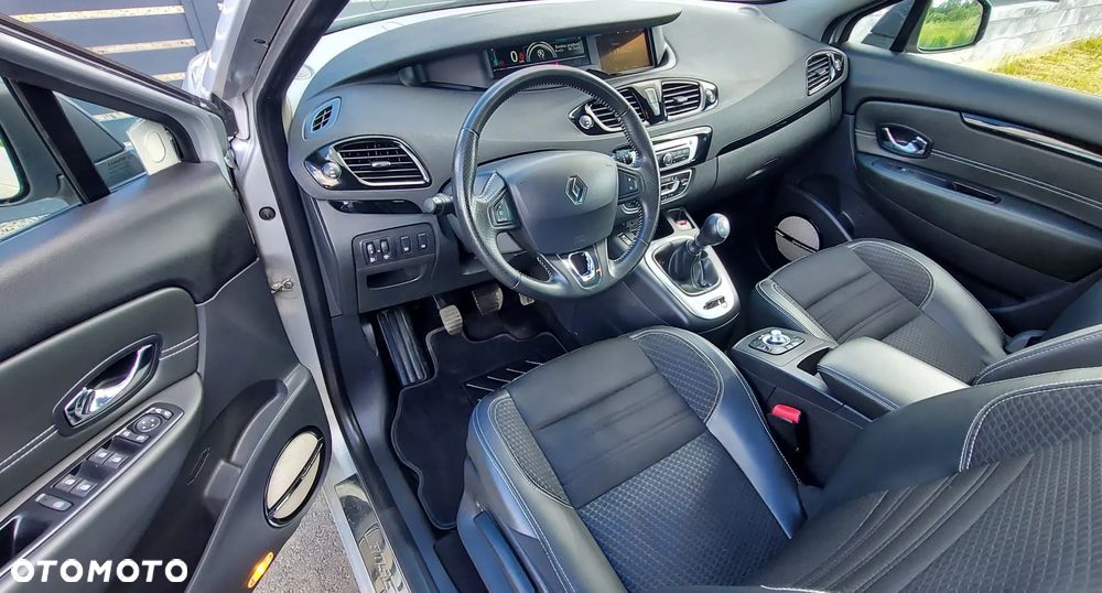 Renault Scenic ENERGY TCe 130 BOSE EDITION - 18