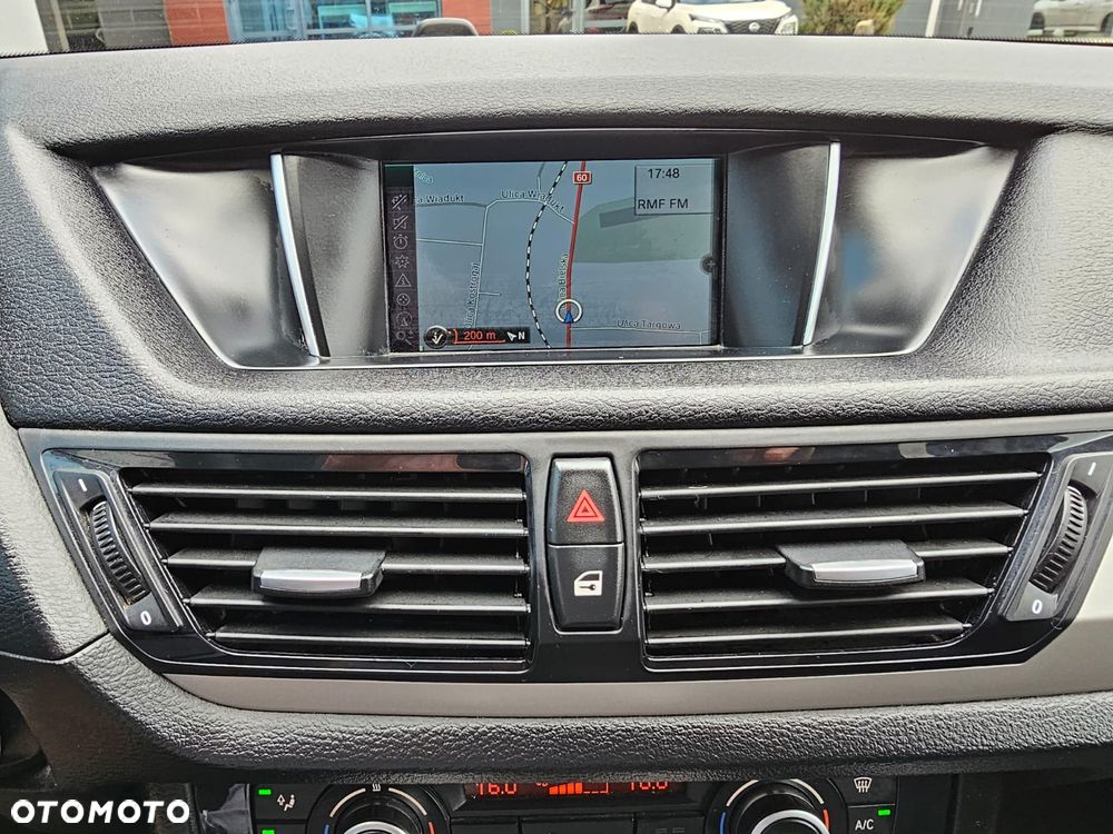 BMW X1 sDrive18d xLine - 26