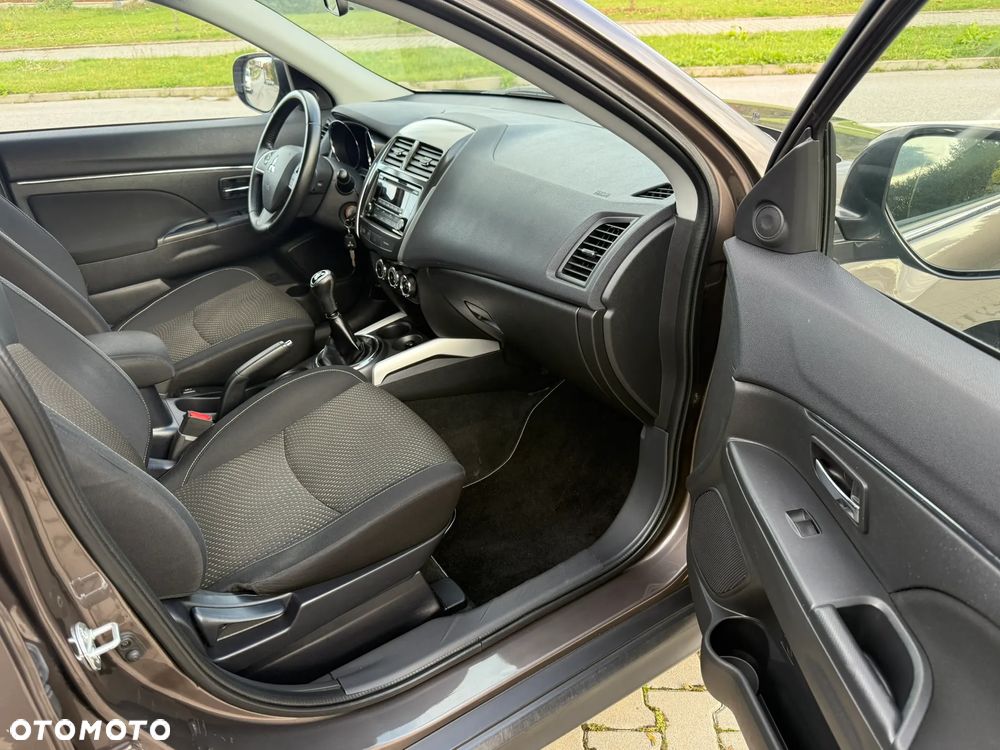 Mitsubishi ASX 1.6 2WD Intro Edition - 33