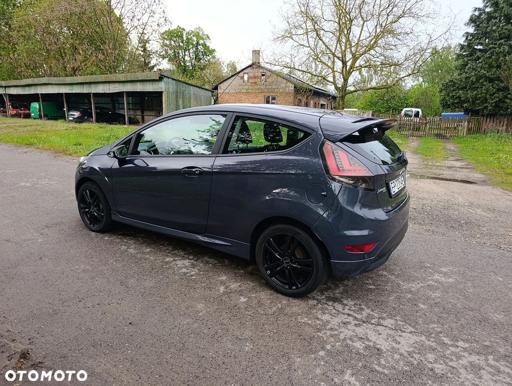 Ford Fiesta 1.5 TDCi St&St SYNC Edition - 13