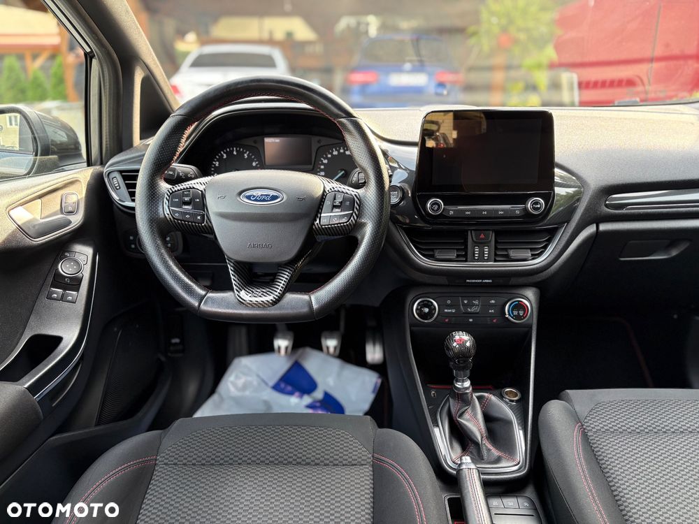 Ford Fiesta 1.0 EcoBoost S&S ST-LINE - 21