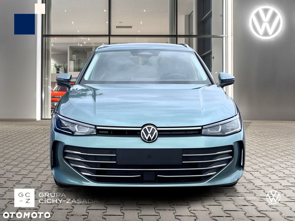 Volkswagen Passat Variant 2.0 TDI SCR Business DSG - 9