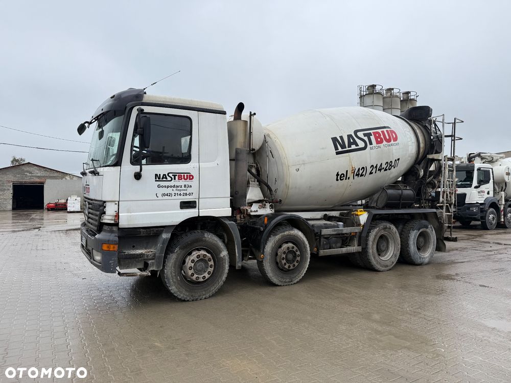 Mercedes-Benz Actros - 1