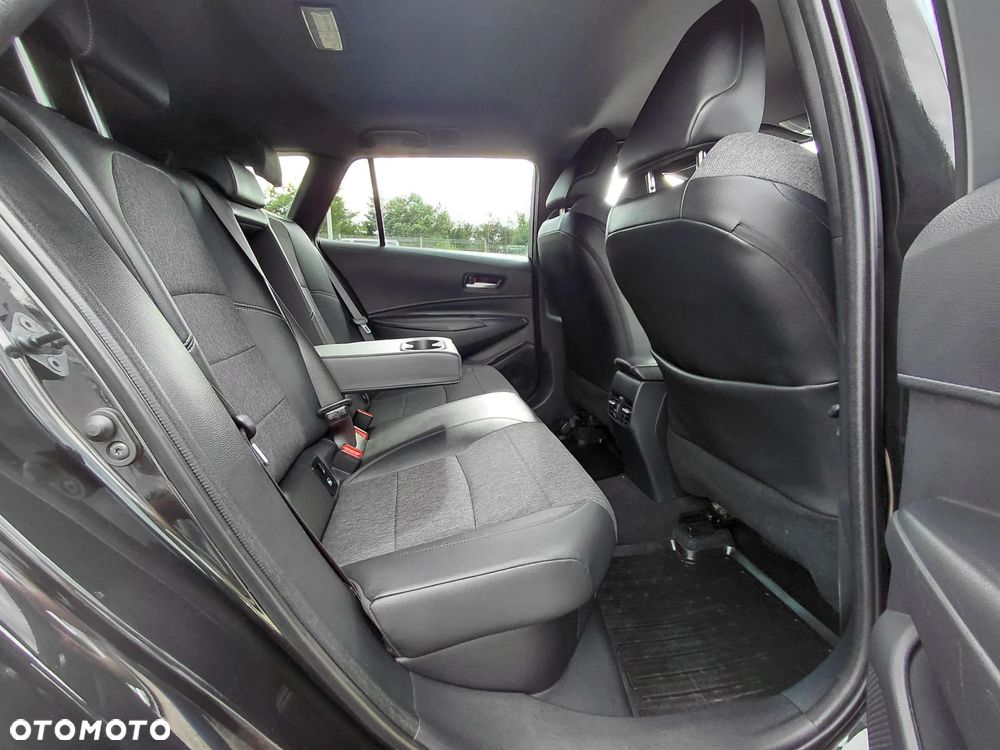 Toyota Corolla 2.0 Hybrid Comfort - 27