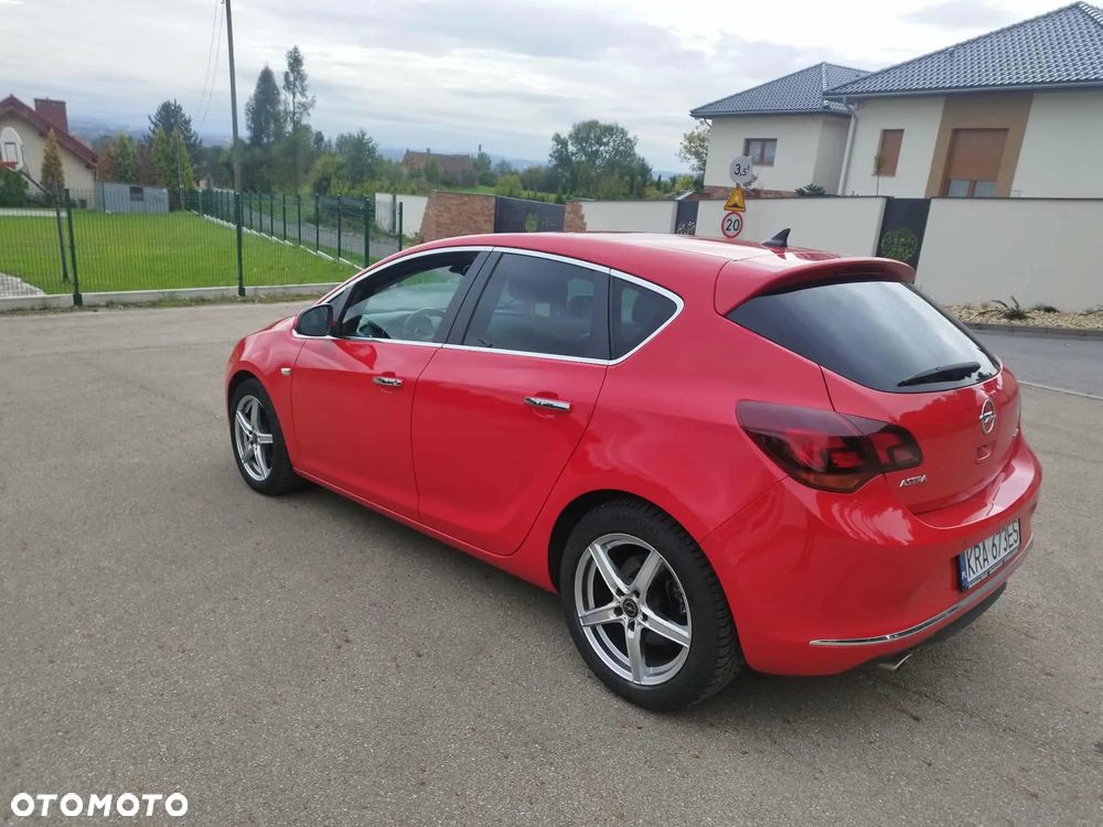 Opel Astra IV 1.6 T Executive - 5