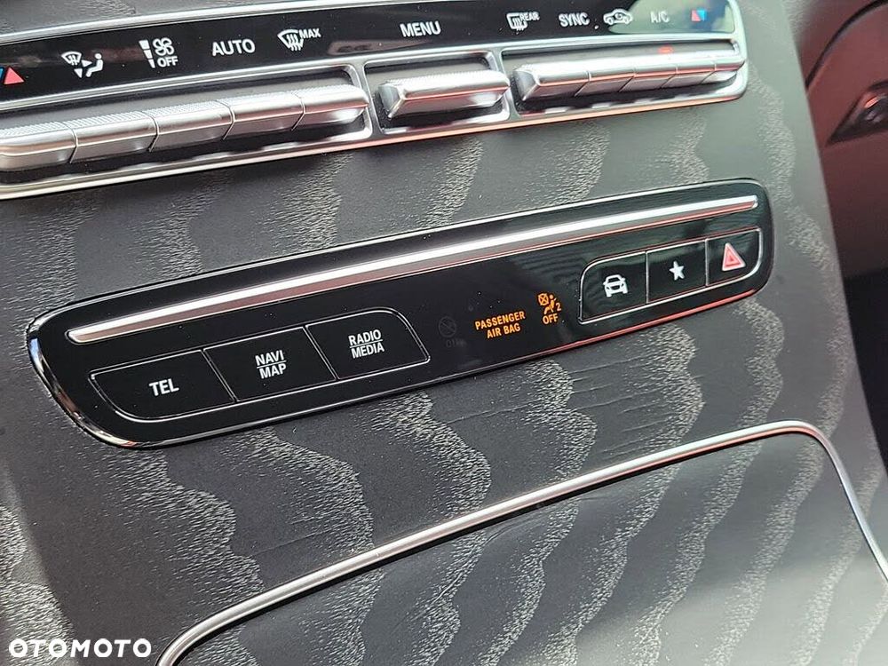 Mercedes-Benz GLC - 14