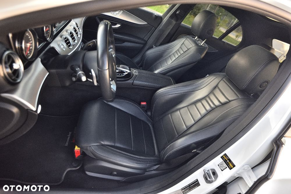 Mercedes-Benz Klasa E 220 d 4-Matic 9G-TRONIC - 10