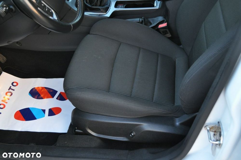 Ford Mondeo 2.0 TDCi Titanium - 23
