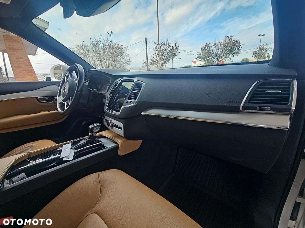 Volvo XC 90 T6 AWD Geartronic Momentum - 10