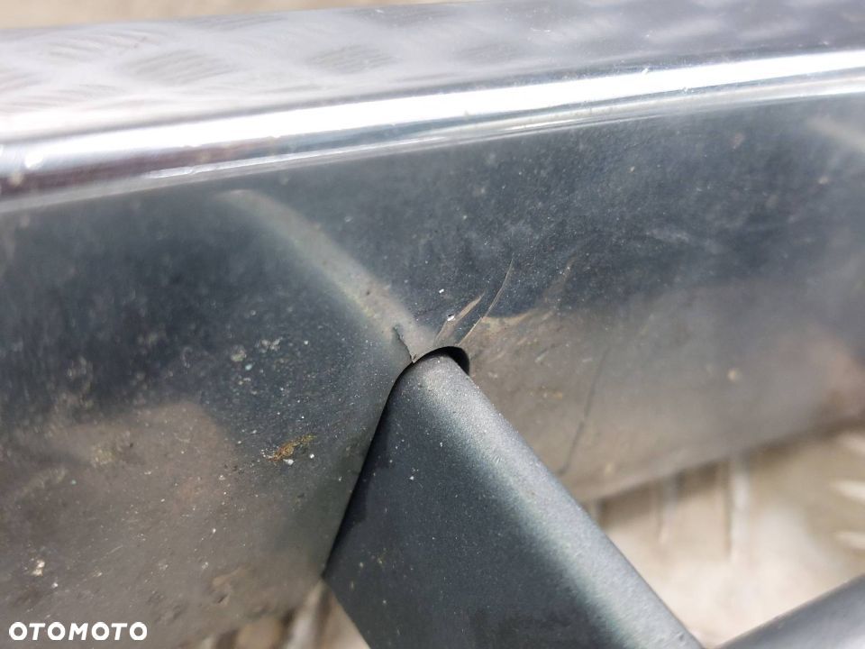 GRILL ATRAPA CHŁODNICY VOLVO XC90 I FL LIFT V8 - 10