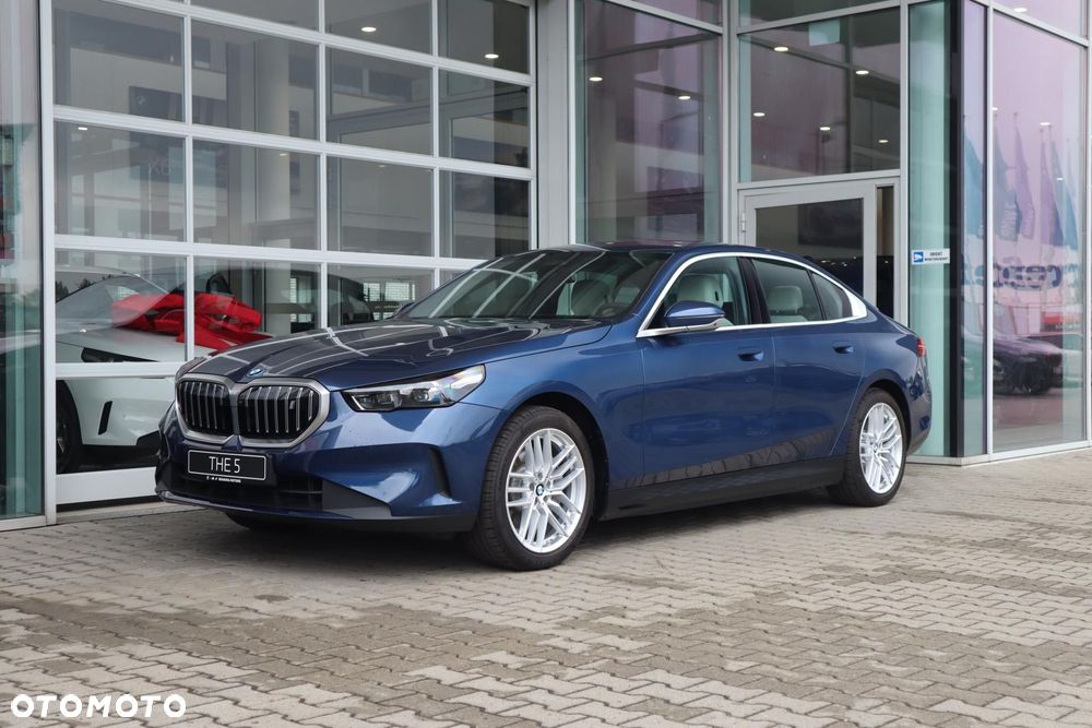 BMW i5 - 1