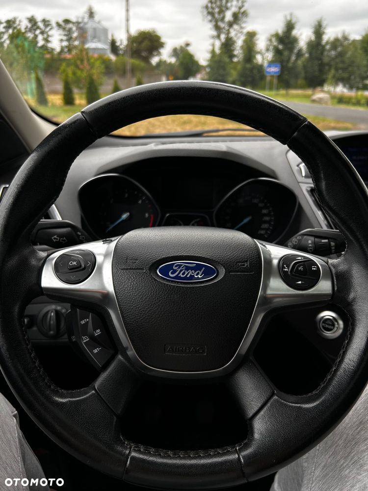 Ford Kuga - 5