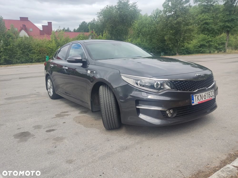 Kia Optima 2.0 M - 4