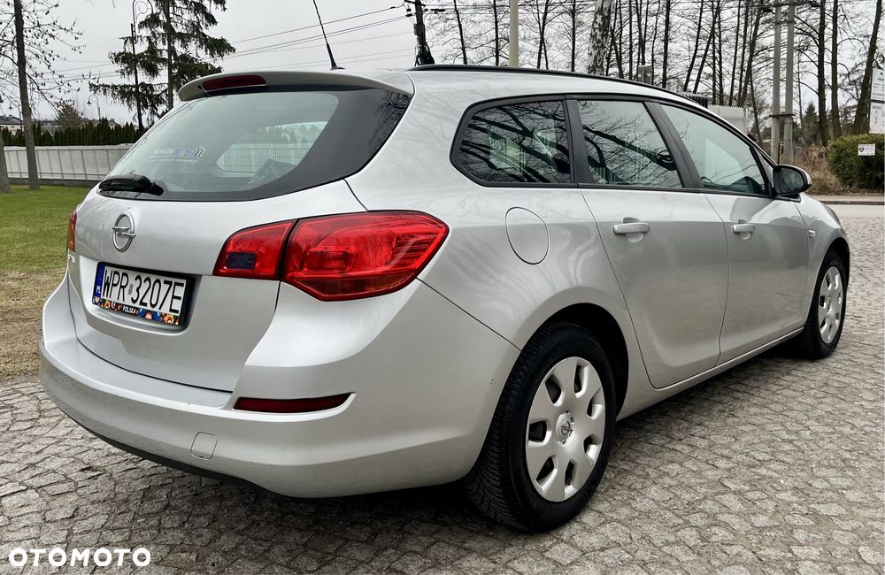 Opel Astra - 3