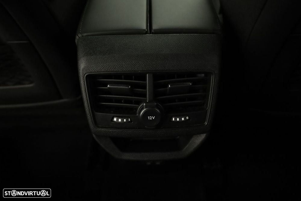 Peugeot 3008 1.2 Hybrid GT e-DCS6 - 24
