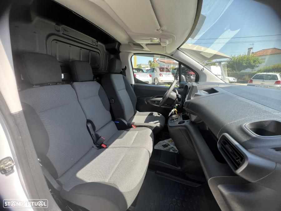 Opel Combo E CARGO 50KWH L2H1 - 24