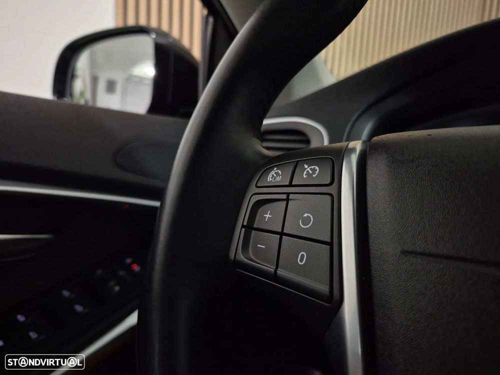 Volvo V40 Cross Country 1.6 D2 Momentum Powershift - 10