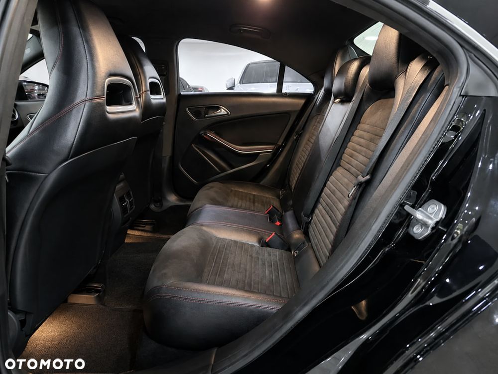 Mercedes-Benz CLA - 7