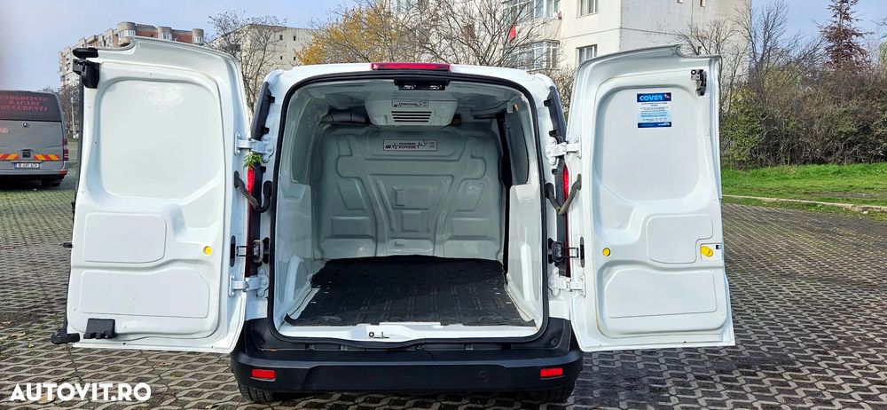Ford Transit Connect - 3