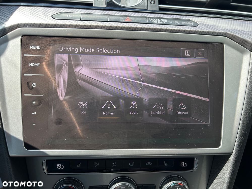 Volkswagen Passat Alltrack 2.0 TDI SCR DSG 4Motion - 26