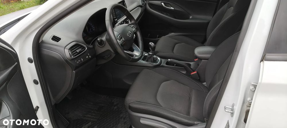 Hyundai i30 1.0 T-GDI GO Plus - 9