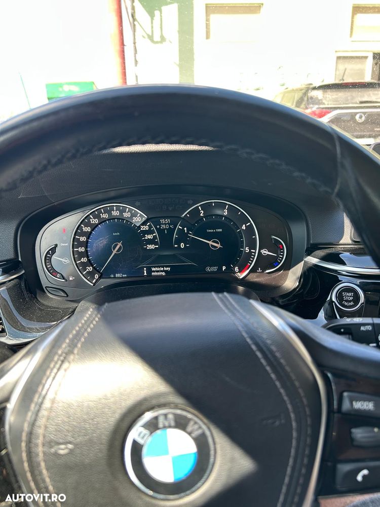 BMW Seria 5 520d xDrive Aut. - 1