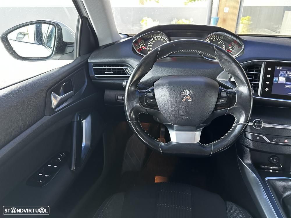 Peugeot 308 1.6 BlueHDi Allure - 20
