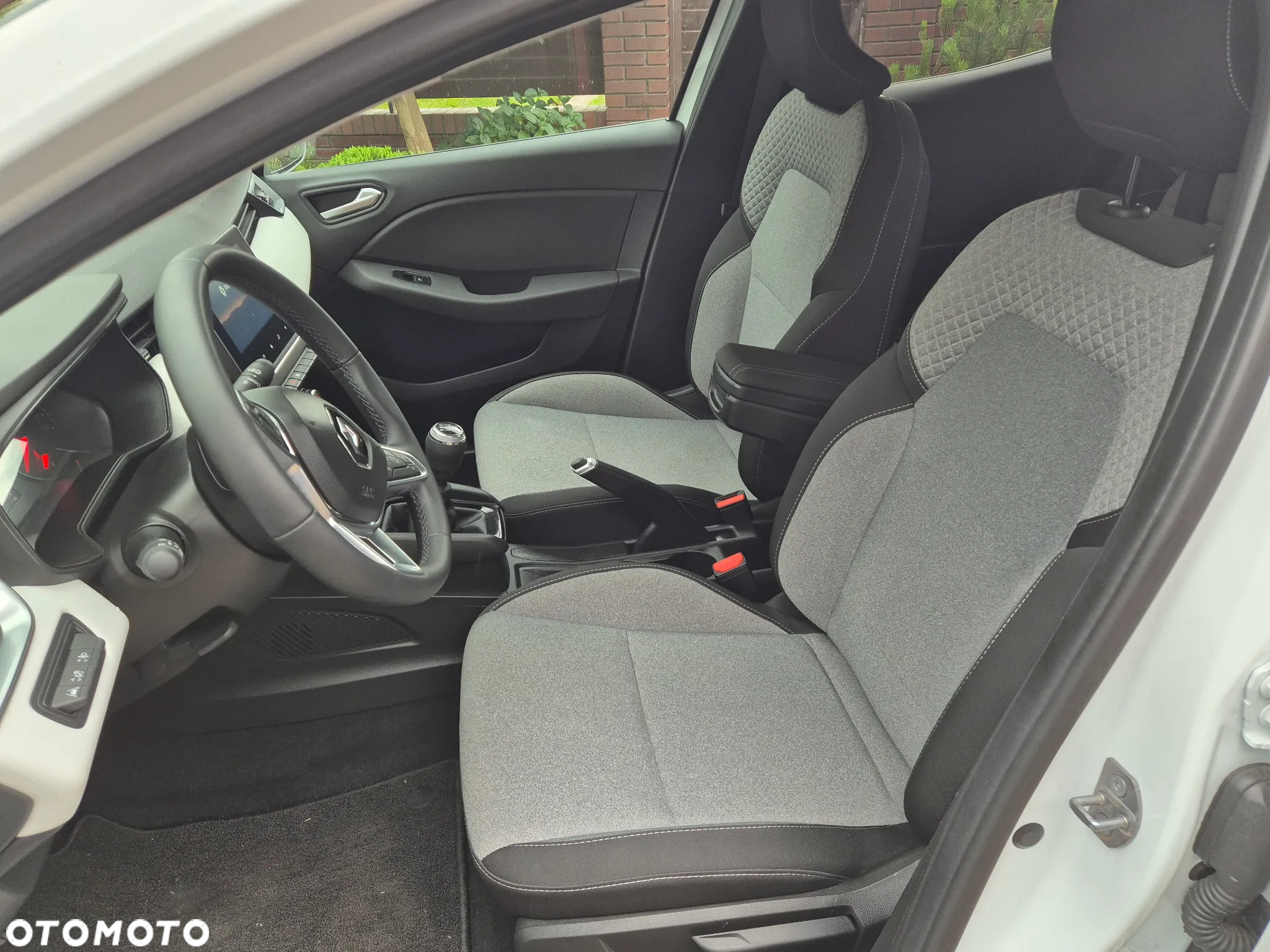 Renault Clio 1.0 TCe Intens - 6