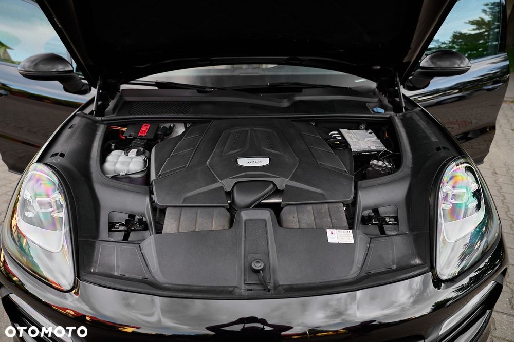 Porsche Cayenne - 18