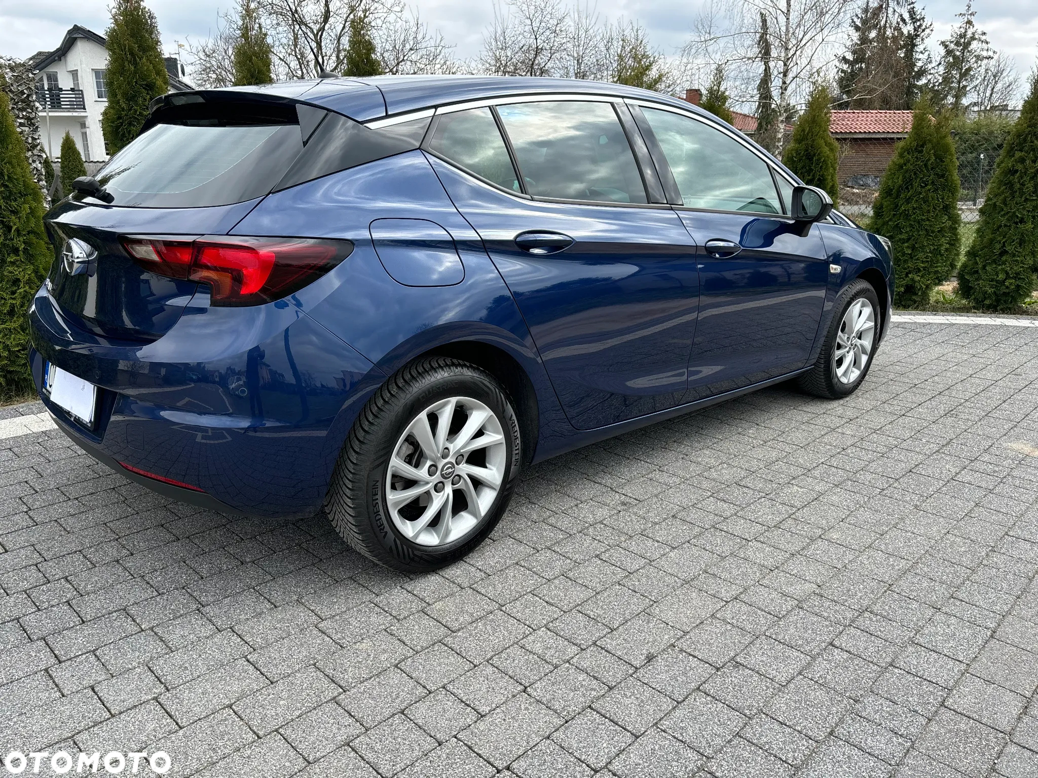 Opel Astra 1.2 Turbo Elegance - 10