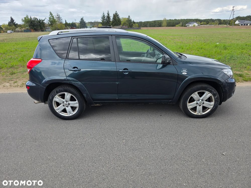 Toyota RAV4 2.2 D-CAT 4x4 Executive - 3
