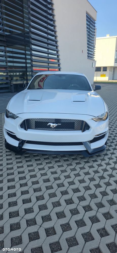 Ford Mustang - 5
